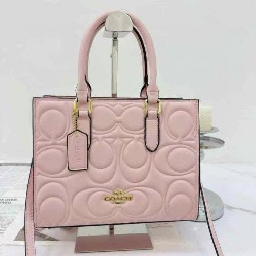 Cartera Coach de Dama con Grabado Elegante