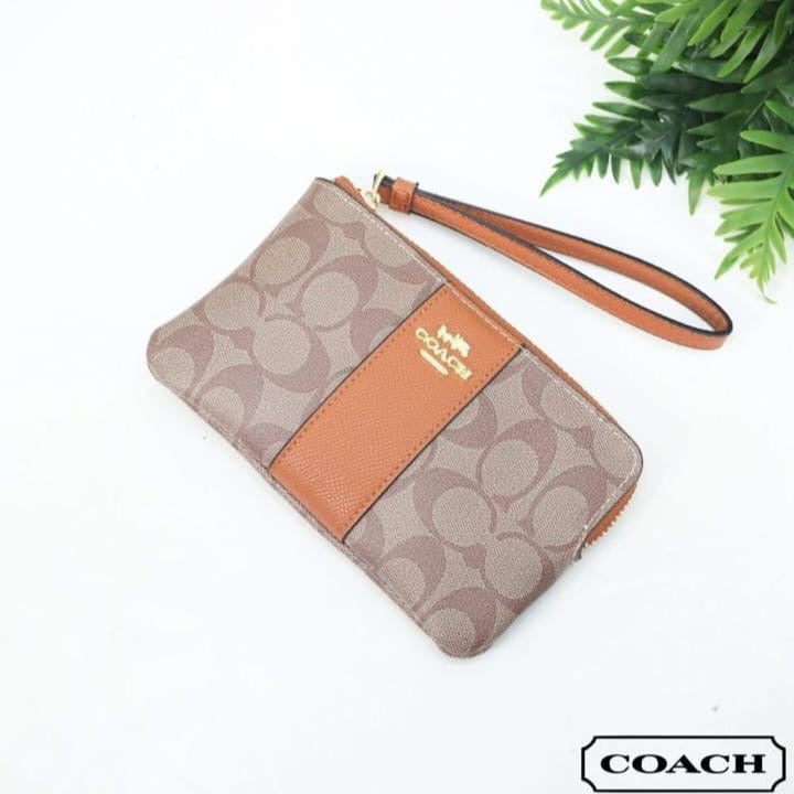 Cartera de Mano / Wristlet Elegante